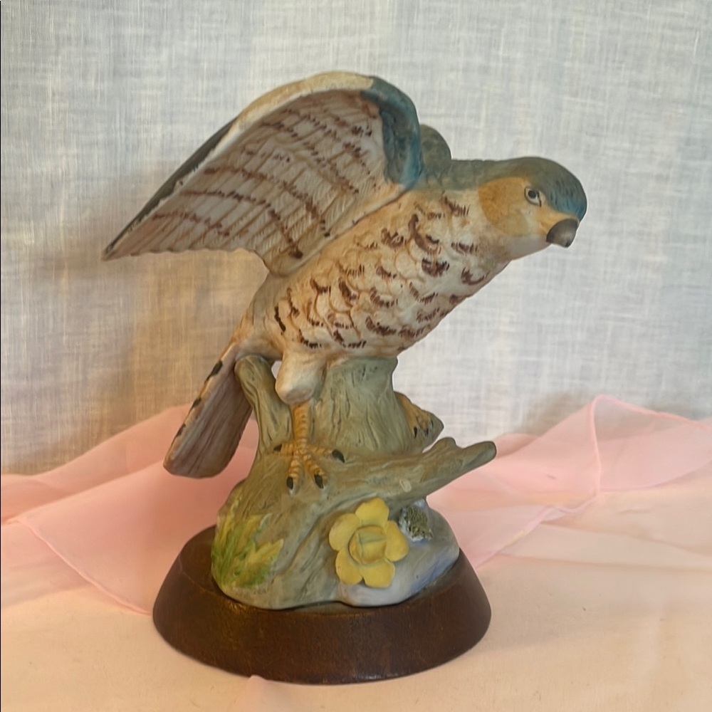 Vintage Ceramic Hawk/bird  Figurine
